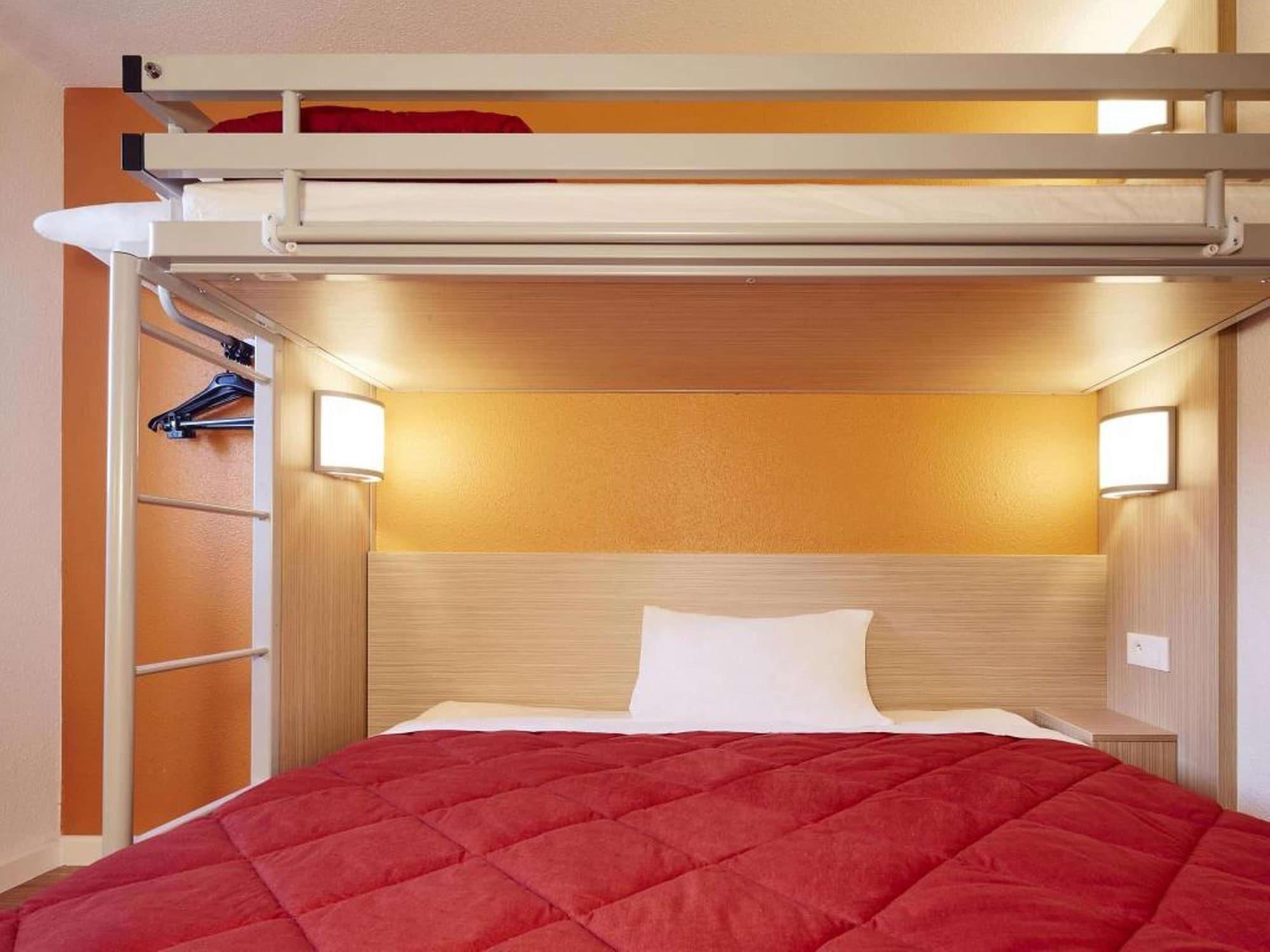 Classic Hotel - Fontenay Tresigny Bagian luar foto