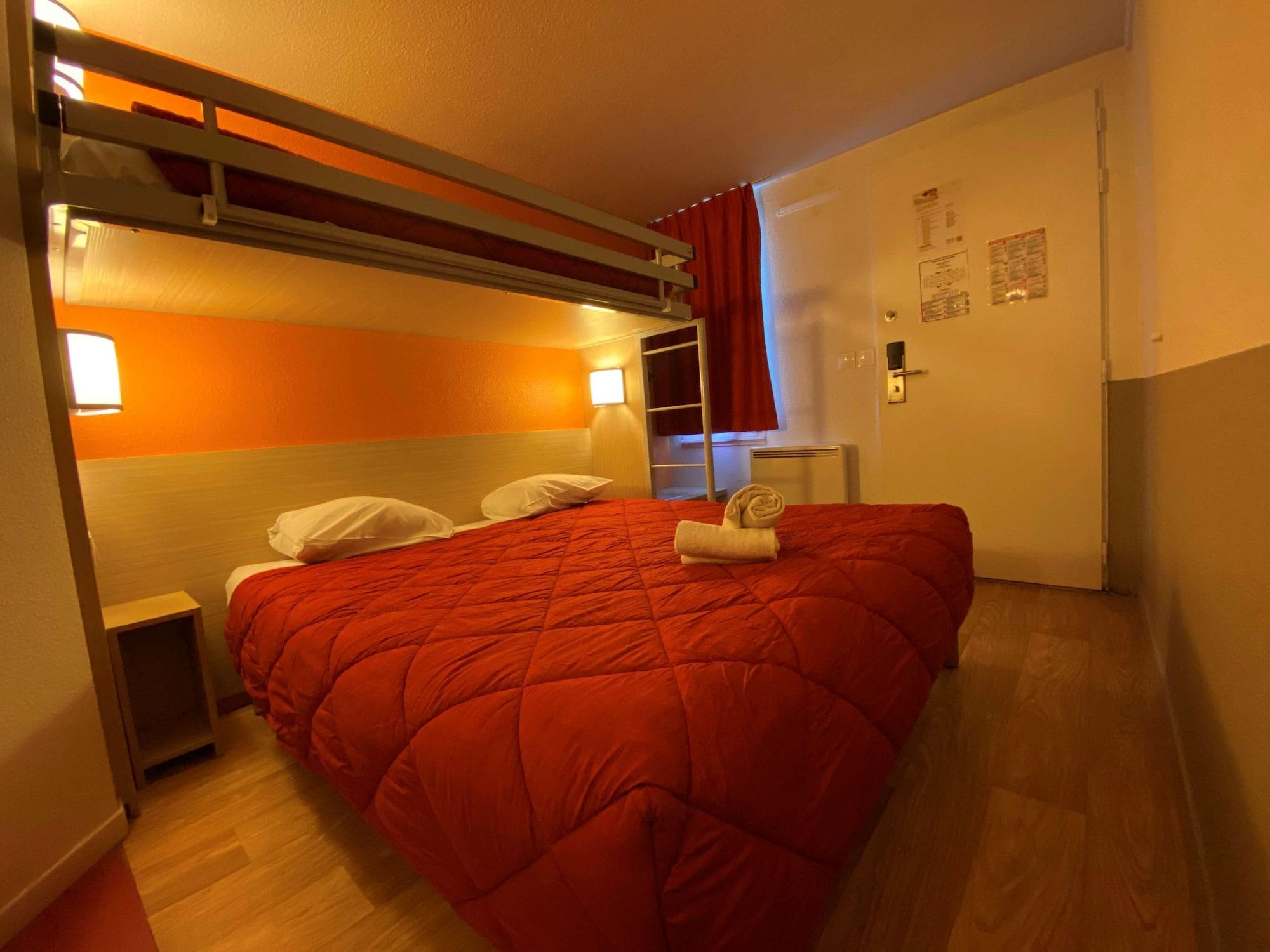 Classic Hotel - Fontenay Tresigny Bagian luar foto