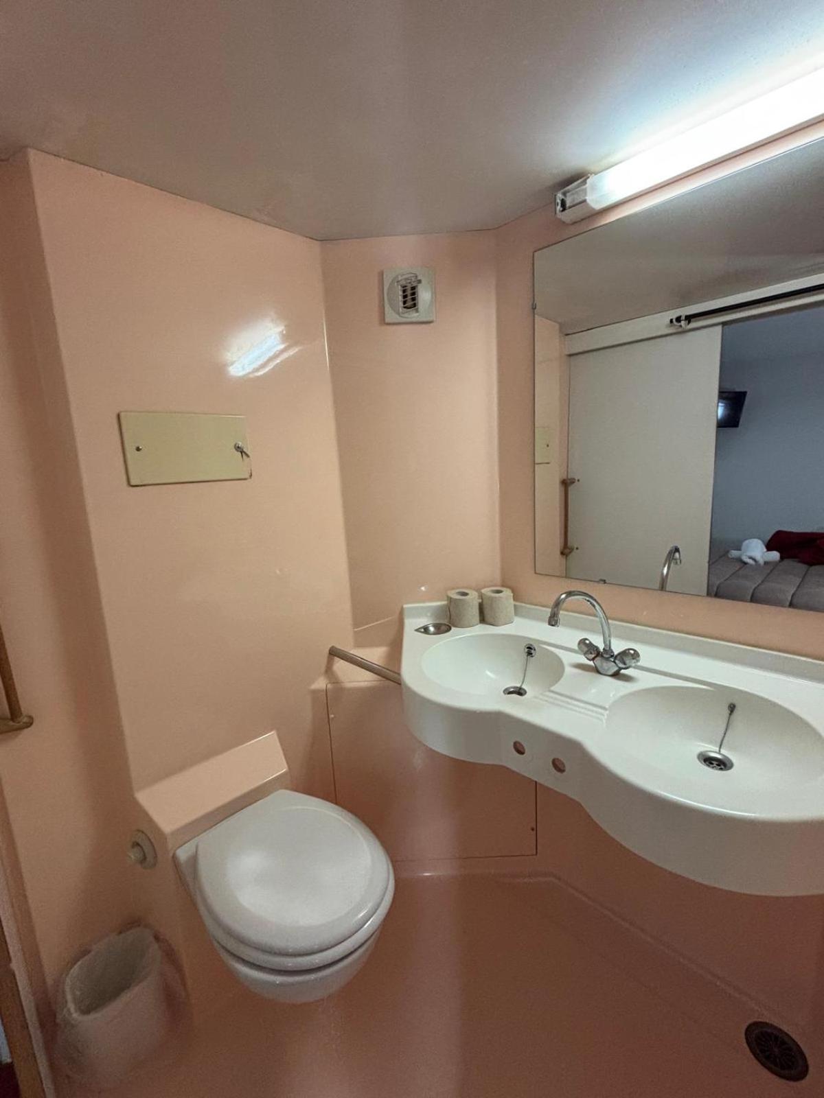 Classic Hotel - Fontenay Tresigny Bagian luar foto
