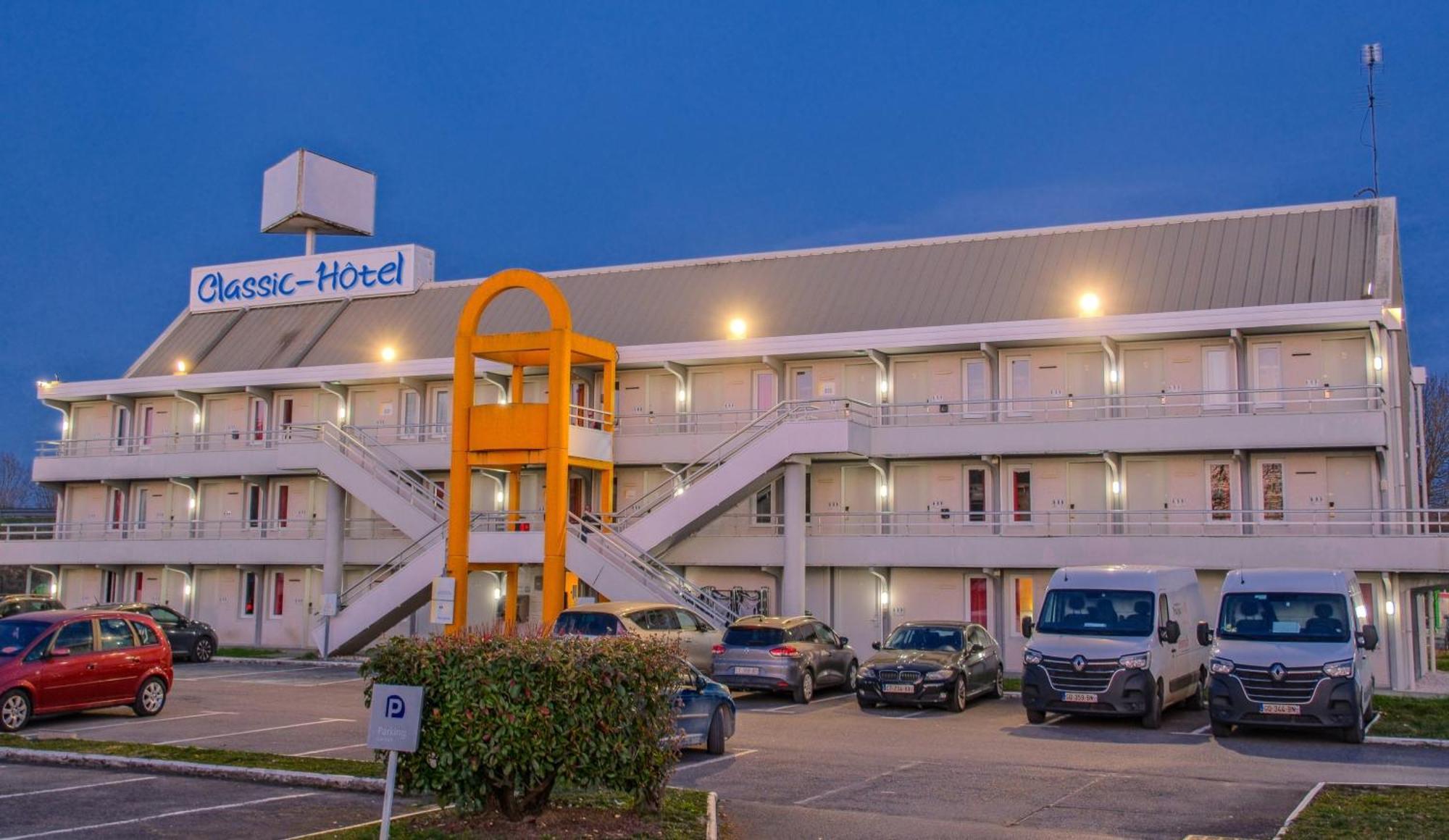 Classic Hotel - Fontenay Tresigny Bagian luar foto