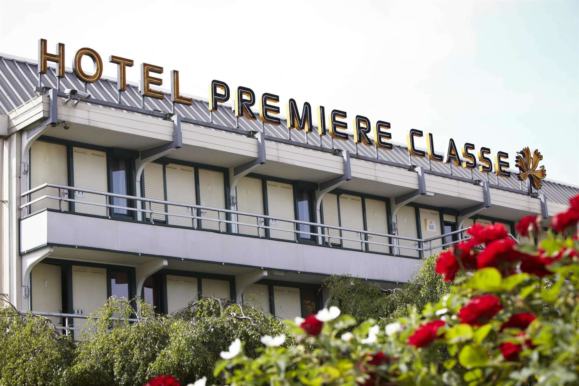 Classic Hotel - Fontenay Tresigny Bagian luar foto